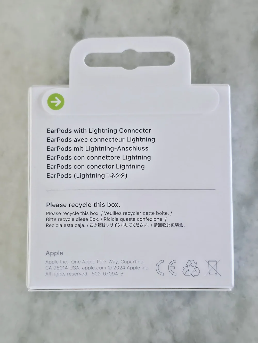 Apple | EarPods with Lightning Connector